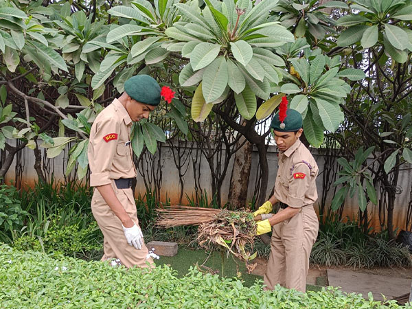 SWACHHATI HI SEVA - GARBAGE FREE INDIA- _EK TAREEK EK GHANDA_3