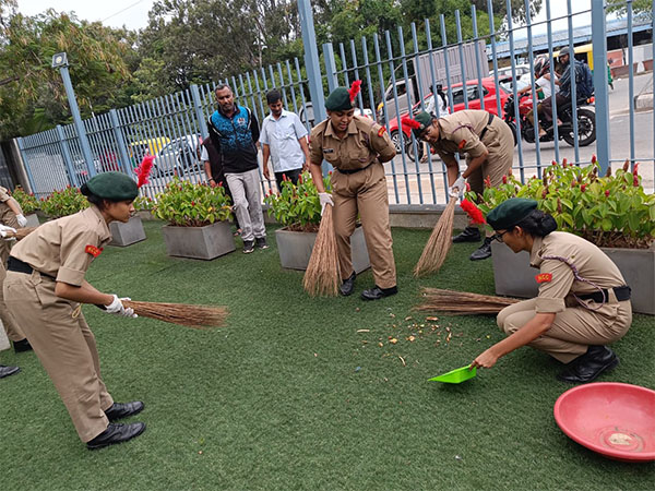 SWACHHATI HI SEVA - GARBAGE FREE INDIA- _EK TAREEK EK GHANDA_4